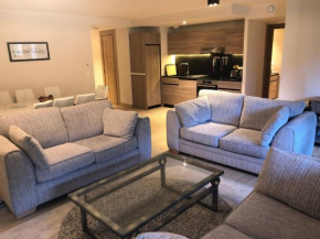 Appart cosy 3 pièces, ski-in/out, piscine & spa, 8-10 pers. - FR-1-461A-26